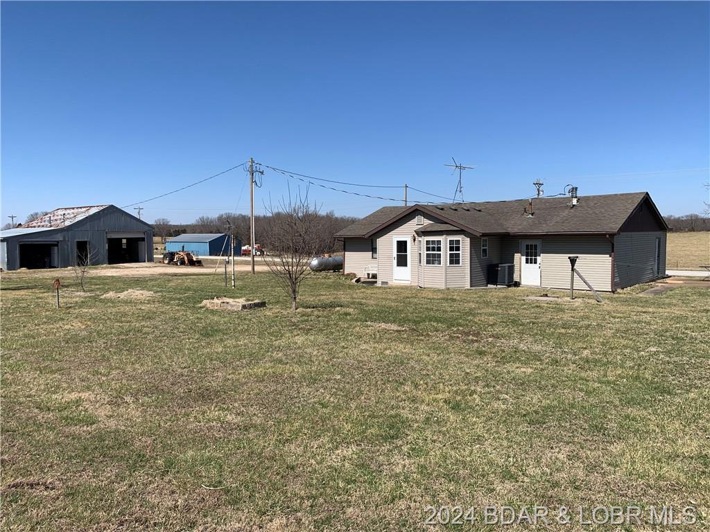 Farm for sale – 7450  State Highway 7   Roach, MO