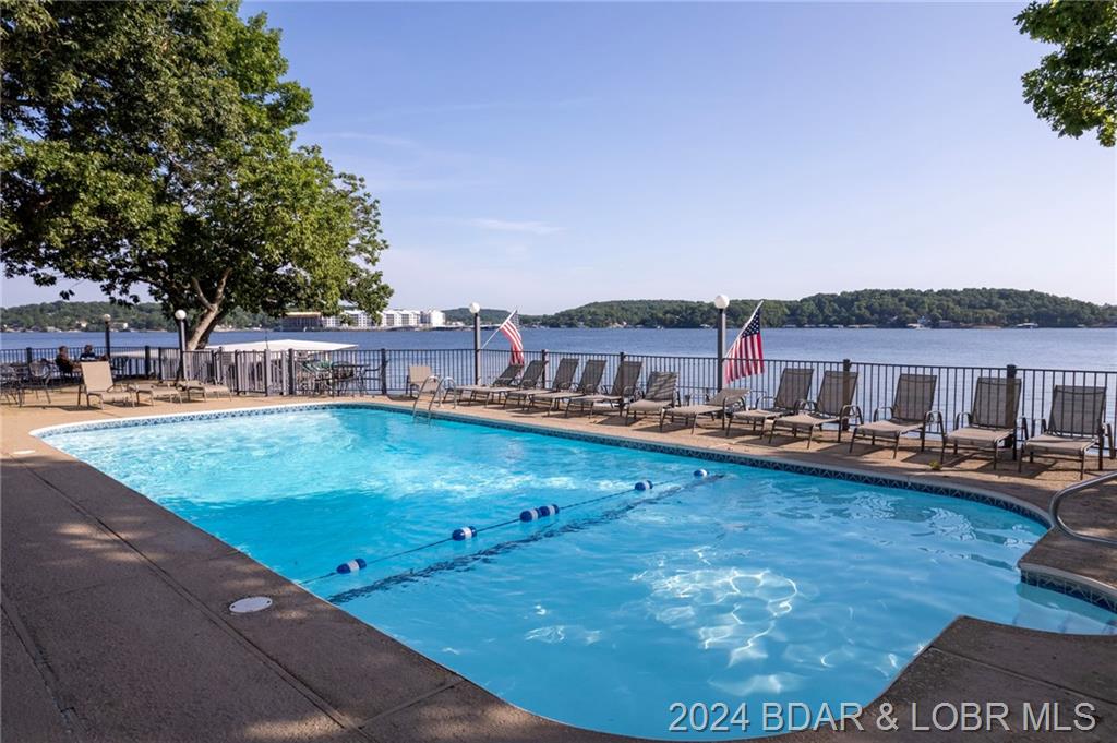 Photo 33 - Residential for sale – 251  Maple Road E1 Lake Ozark, MO
