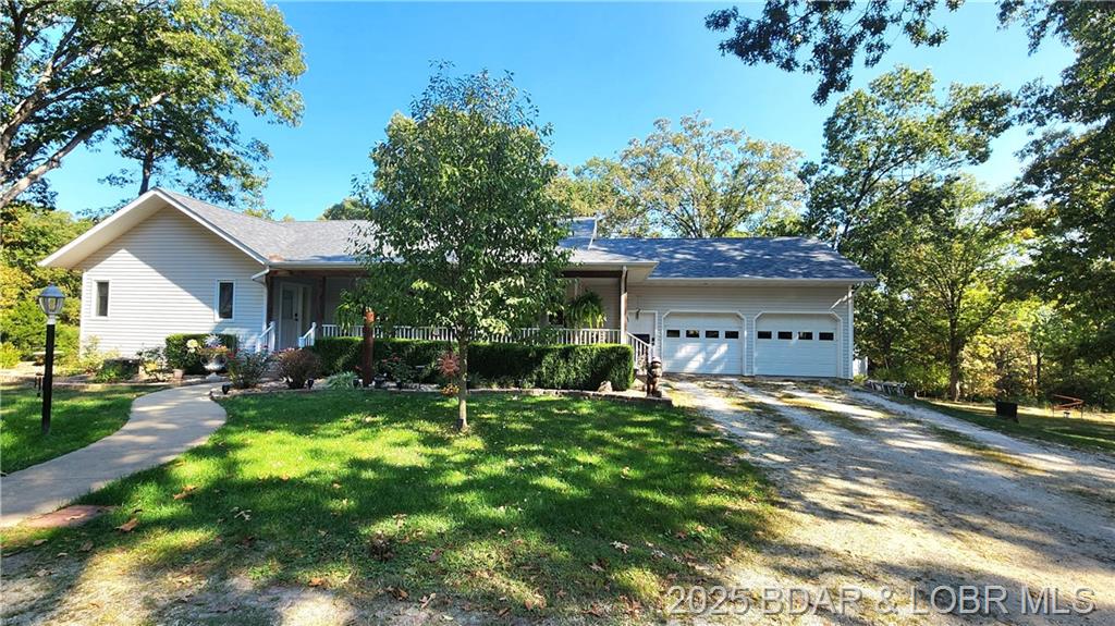 Photo 2 - Residential for sale – 20316  Wildwood Circle  Versailles, MO