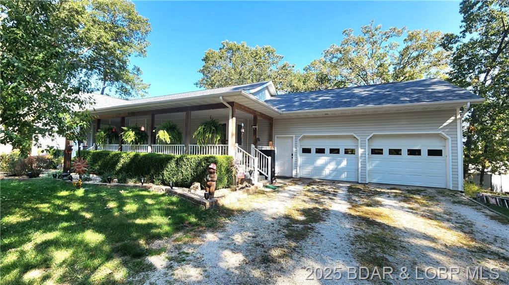 Photo 3 - Residential for sale – 20316  Wildwood Circle  Versailles, MO