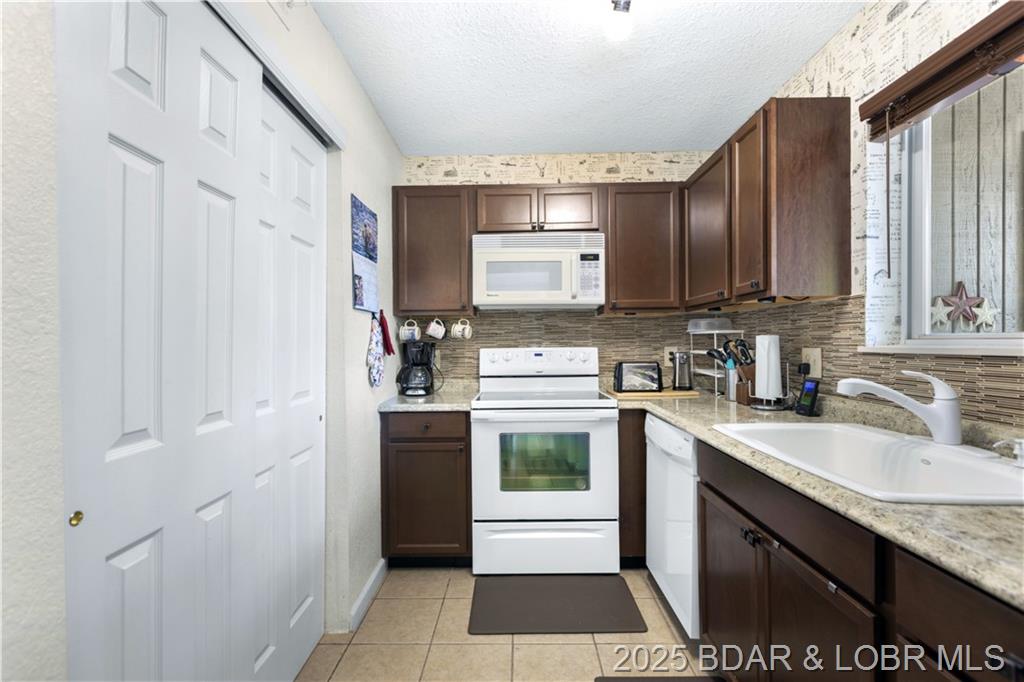 Photo 7 - Residential for sale – 105  Den Cove Lane 1A Lake Ozark, MO