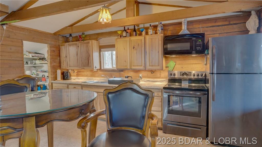 Photo 6 - Residential for sale – 1902  Bittersweet Road  Lake Ozark, MO