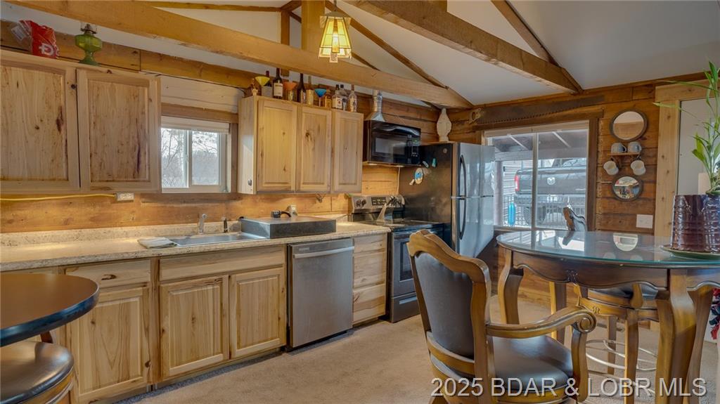 Photo 8 - Residential for sale – 1902  Bittersweet Road  Lake Ozark, MO