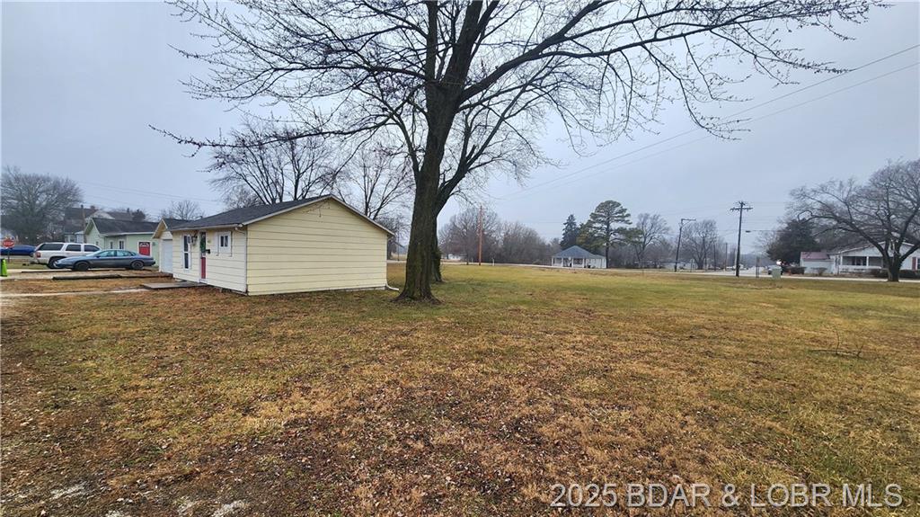 Photo 22 - Residential for sale – 403  N Fisher   Versailles, MO