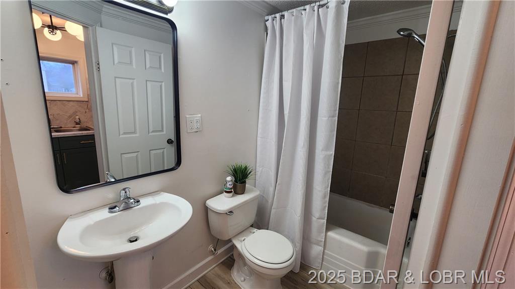Photo 9 - Residential for sale – 403  N Fisher   Versailles, MO