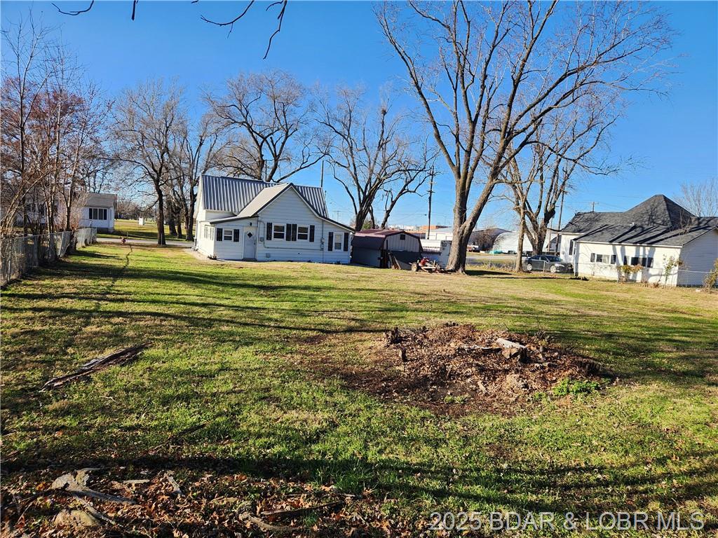 Photo 30 - Residential for sale – 206 S Oak Street  Versailles, MO