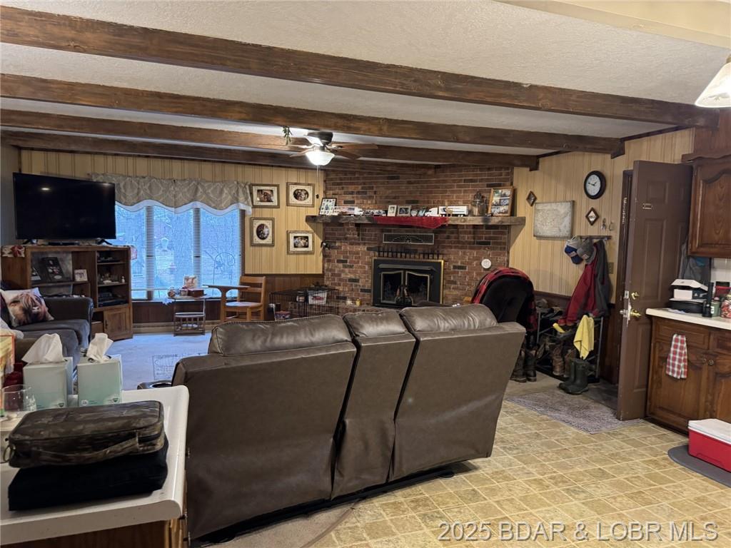 Photo 6 - Residential for sale – 22755  Pin Oak Drive  Lebanon, MO